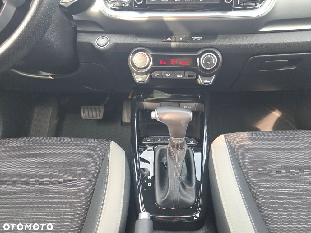 Kia Stonic 1.0 T-GDI MHEV L Business Line DCT - 15