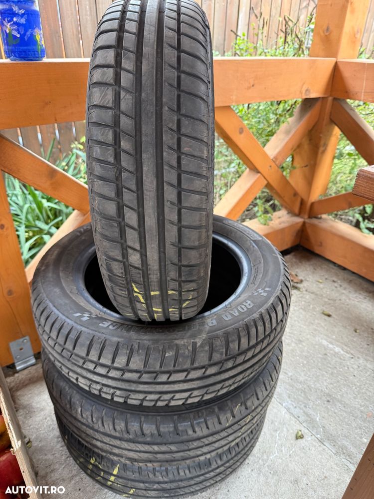 Toyota Yaris 1.5 VVT-i HSD Eco - 8