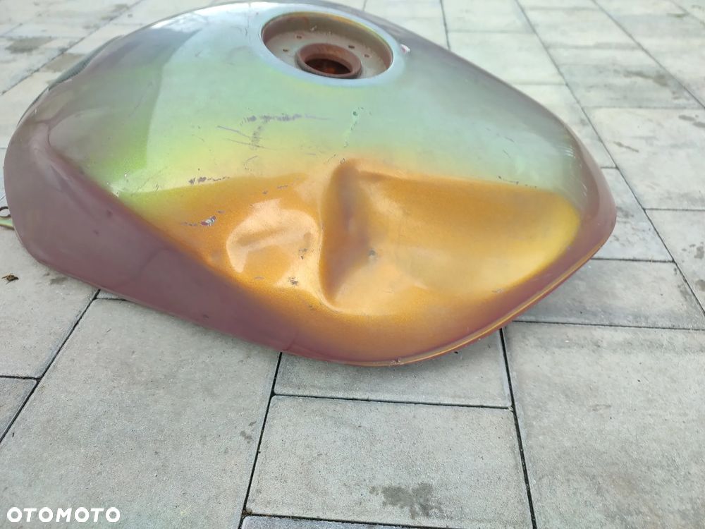 Bak, zbiornik paliwa Suzuki Bandit 600 - 7