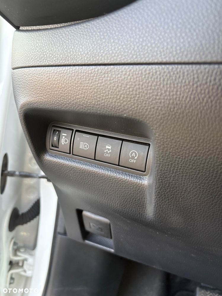 Toyota Aygo X Air Limited - 27