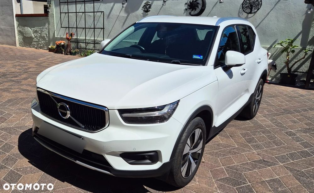 Volvo XC 40 T3 Momentum Core - 1