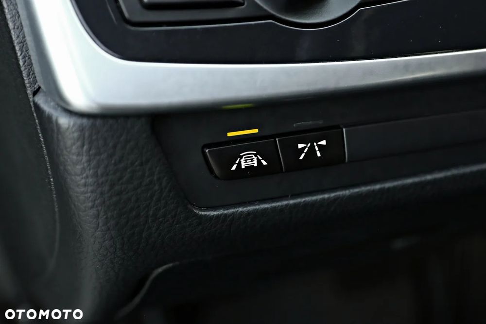 BMW Seria 5 - 30