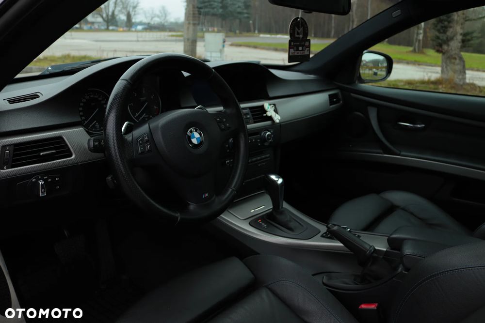 BMW Seria 3 335d - 23