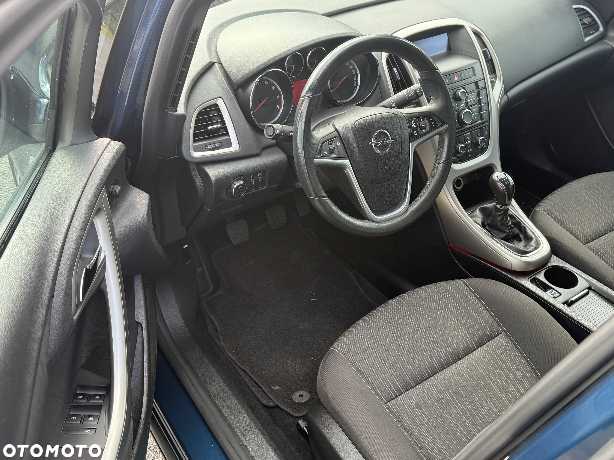 Opel Astra 1.6 Caravan Cosmo - 14