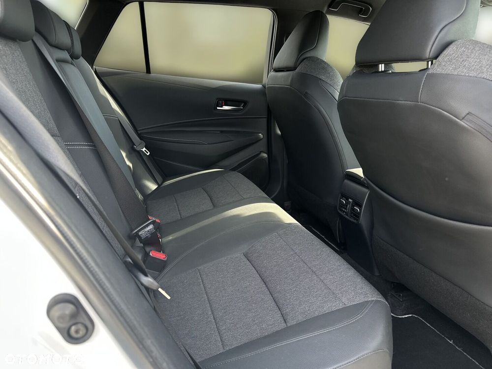 Toyota Corolla 1.8 Hybrid Style - 13