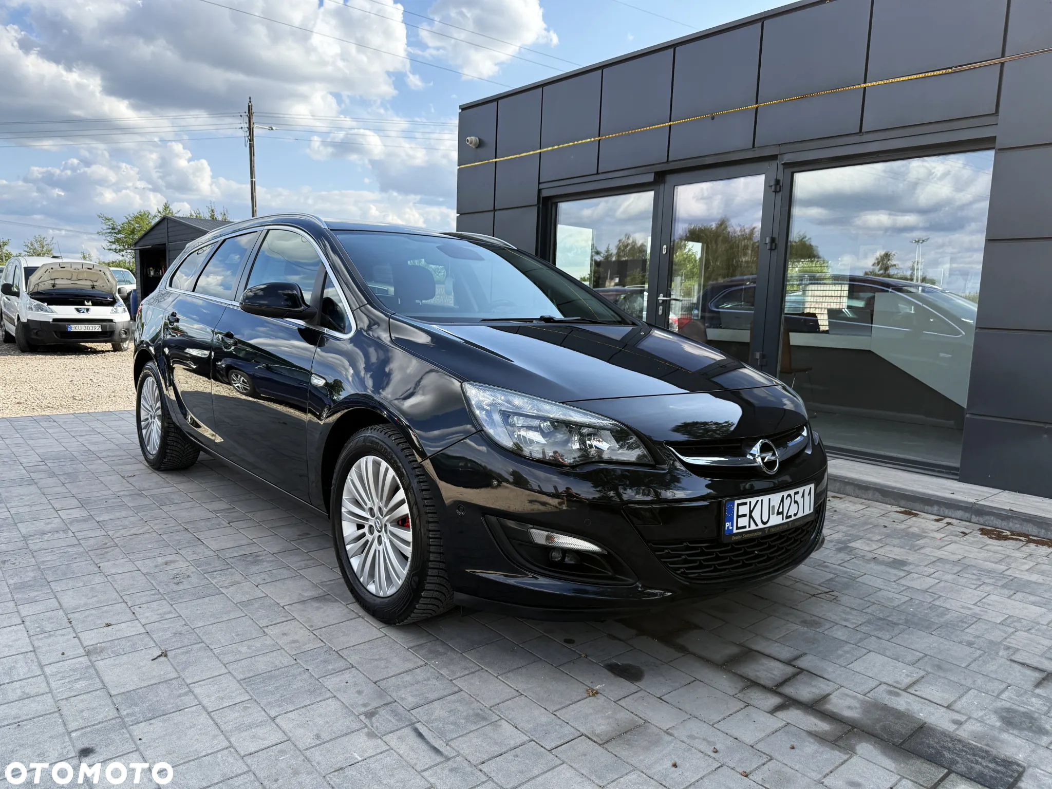 Opel Astra IV 1.4 T Cosmo S&S - 2