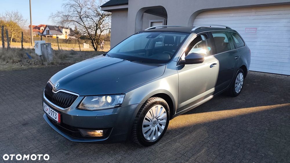 Skoda Octavia 2.0 TDI DSG Ambition - 1