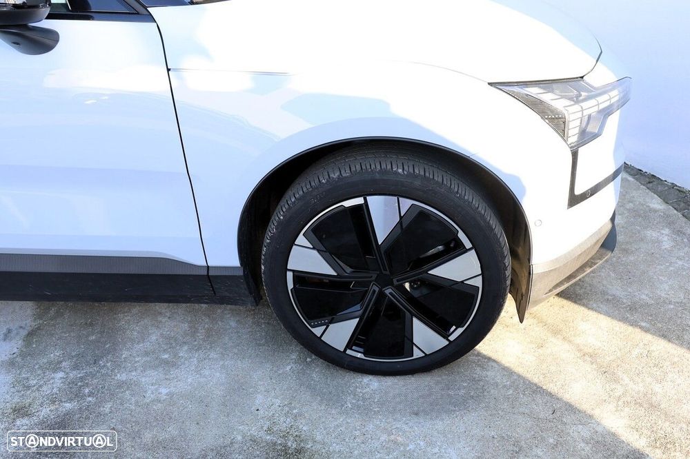 Volvo EX30 69 kWh Twin Motor Ultra - 8