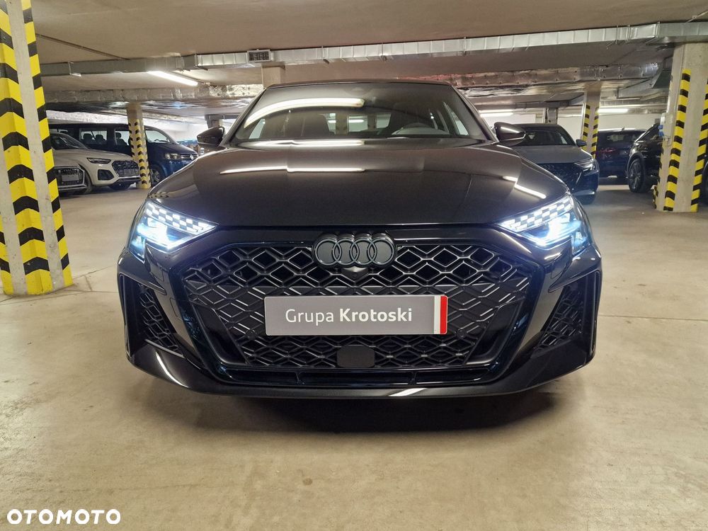 Audi RS3 Limousine - 2