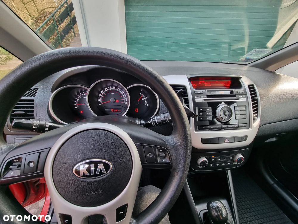 Kia Venga 1.4 M - 11