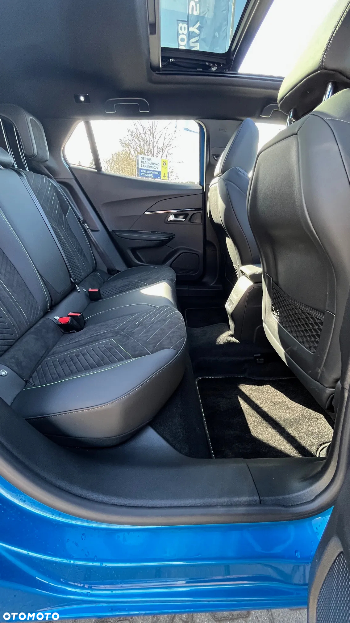 Peugeot 2008 PureTech mHEV GT e-DCS6 - 11