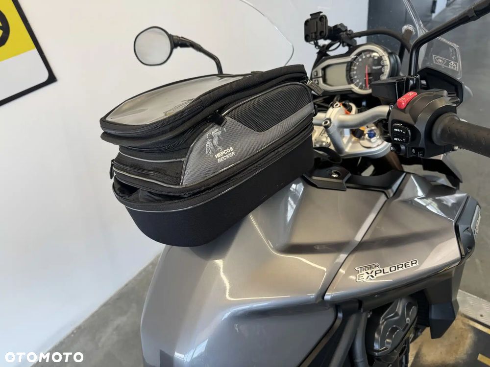Triumph Tiger - 17