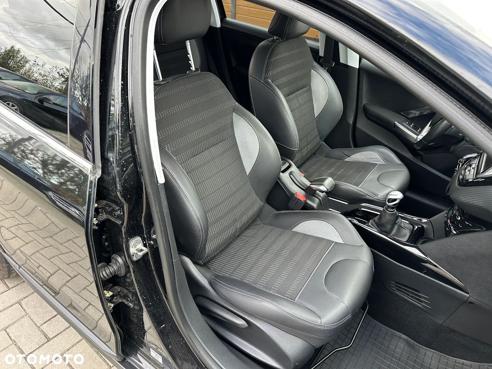 Peugeot 2008 - 21