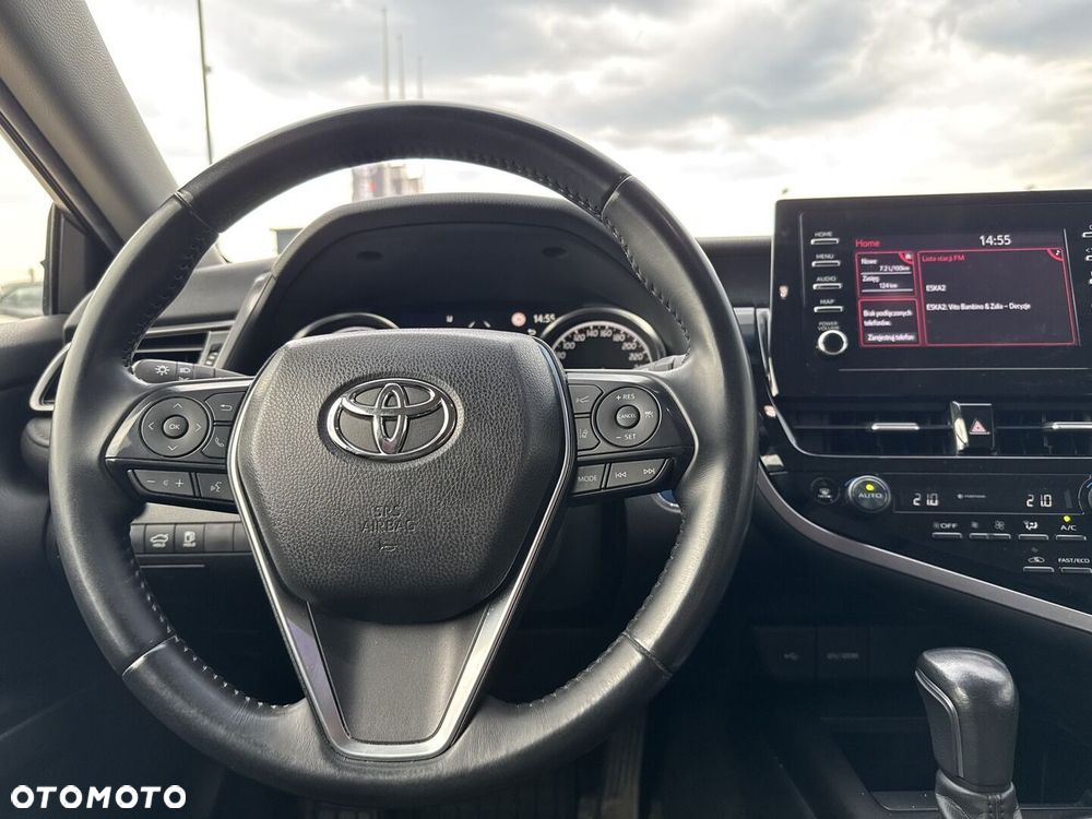 Toyota Camry - 13