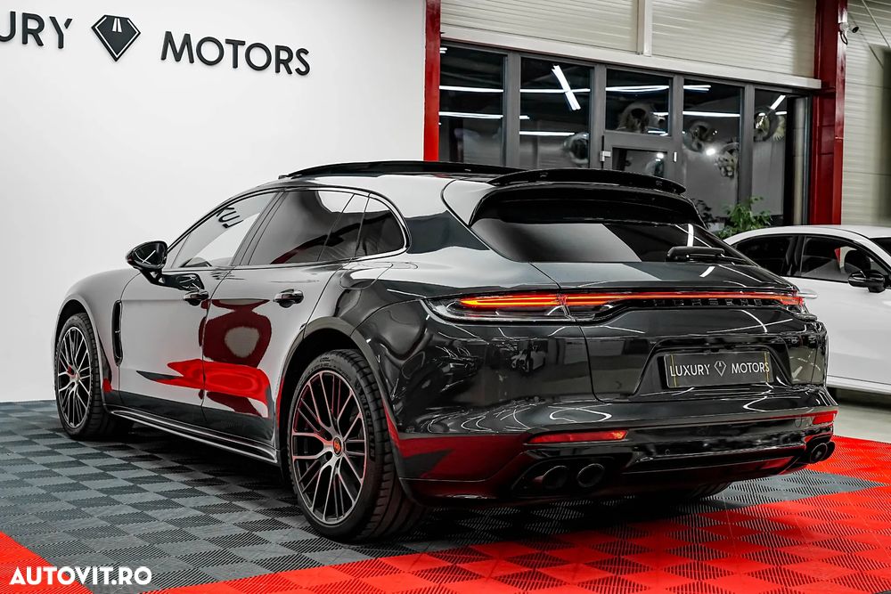 Porsche Panamera 4S E-Hybrid - 11