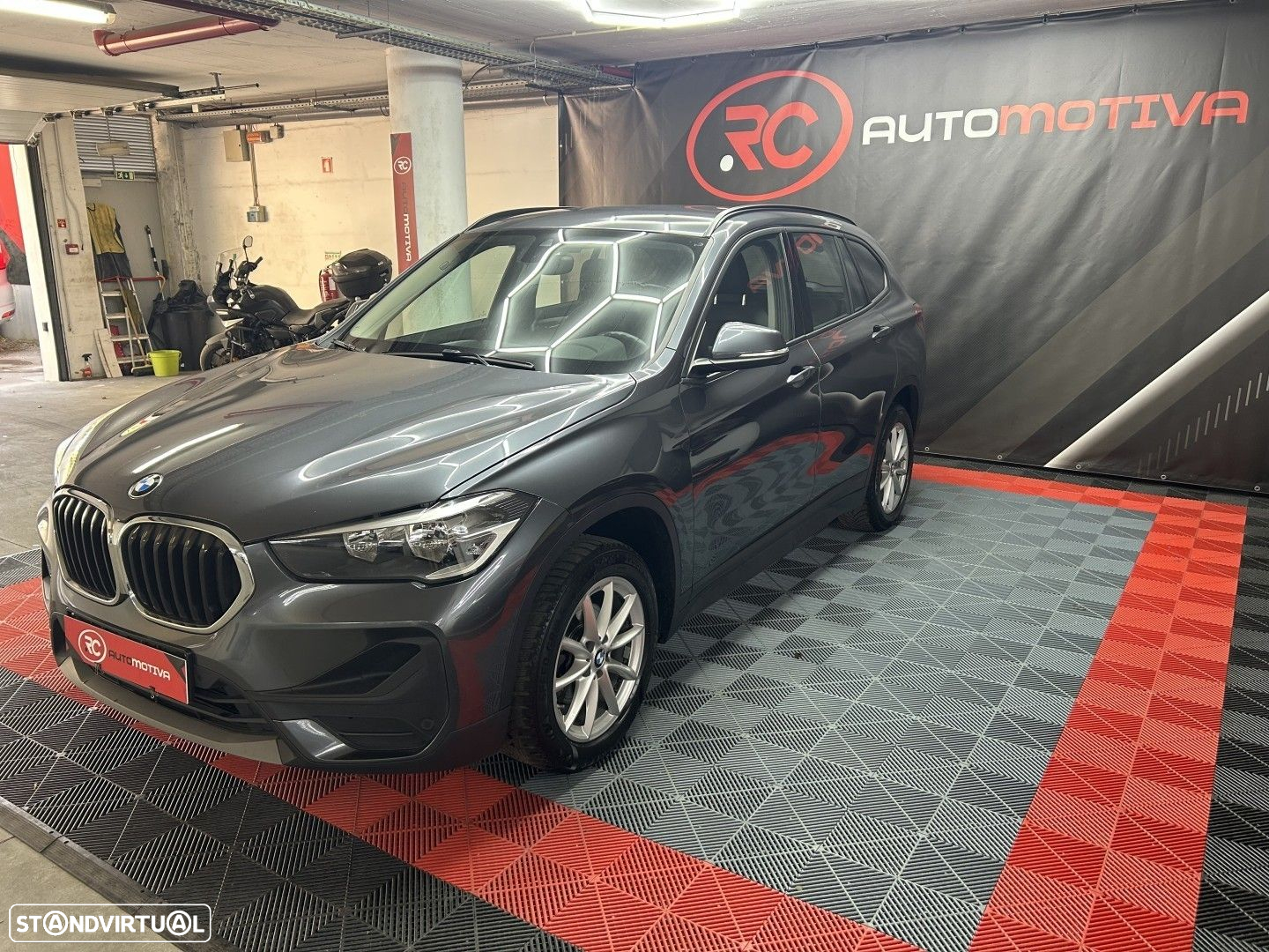 BMW X1 16 d sDrive Advantage Auto - 3