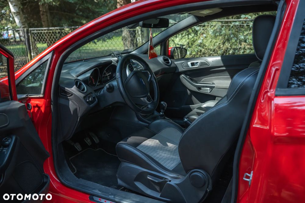 Ford Fiesta 1.6 EcoBoost ST - 3