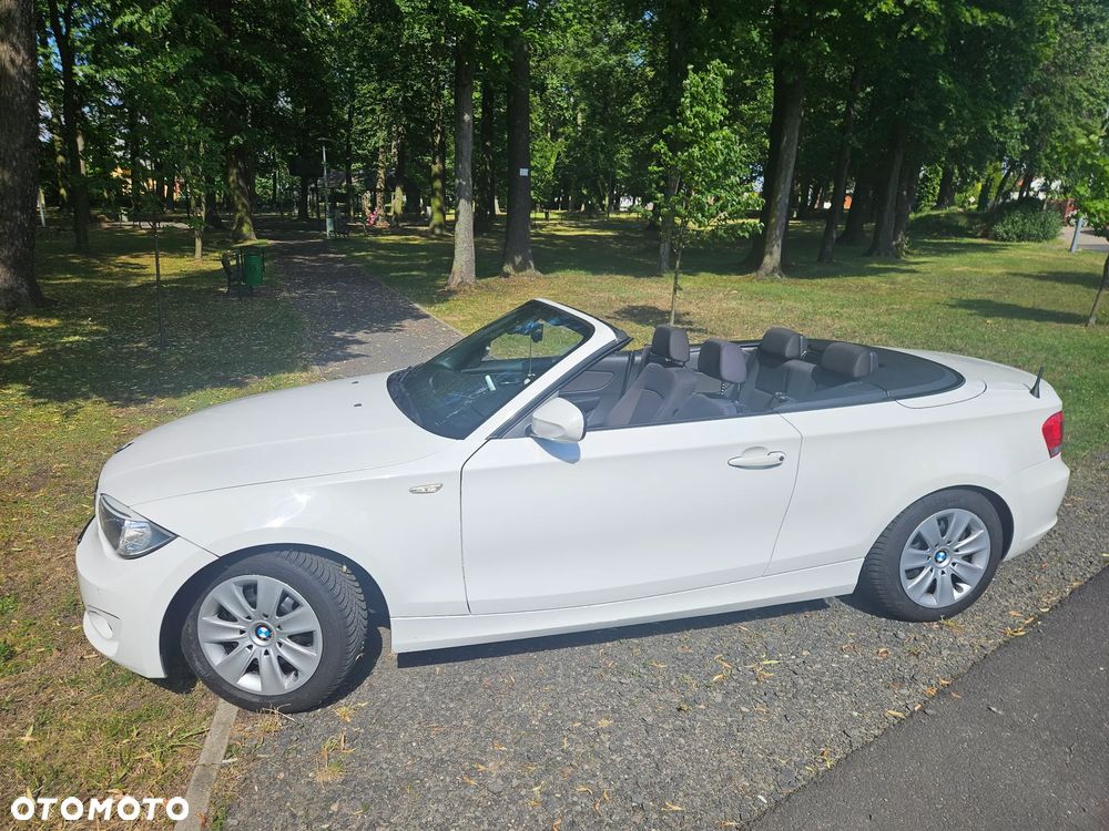 BMW Seria 1 118i - 11