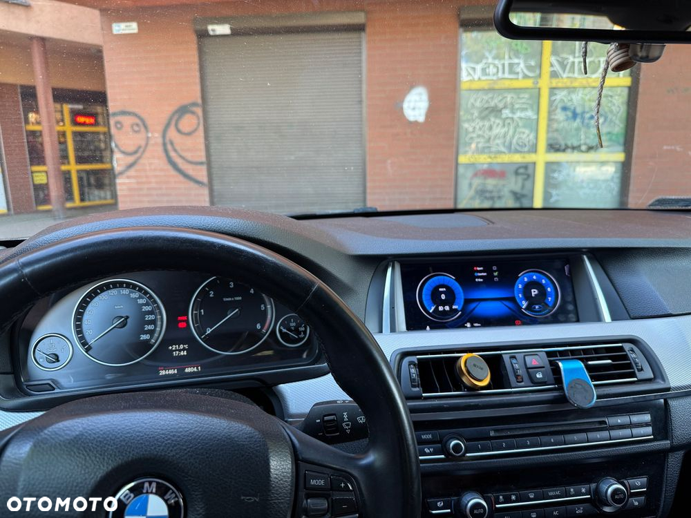 BMW Seria 5 - 29
