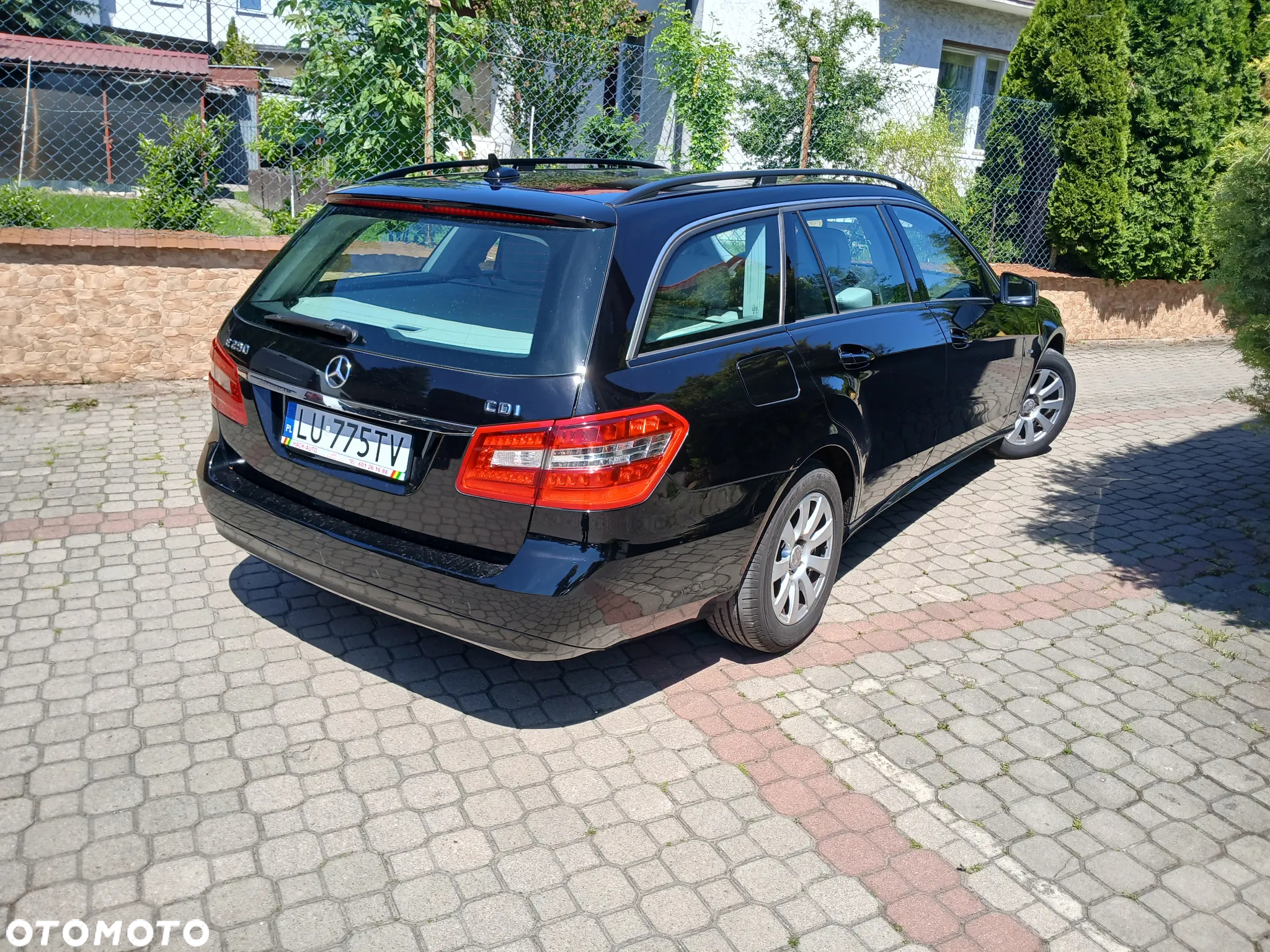 Mercedes-Benz Klasa E 250 CDI BlueEff - 18