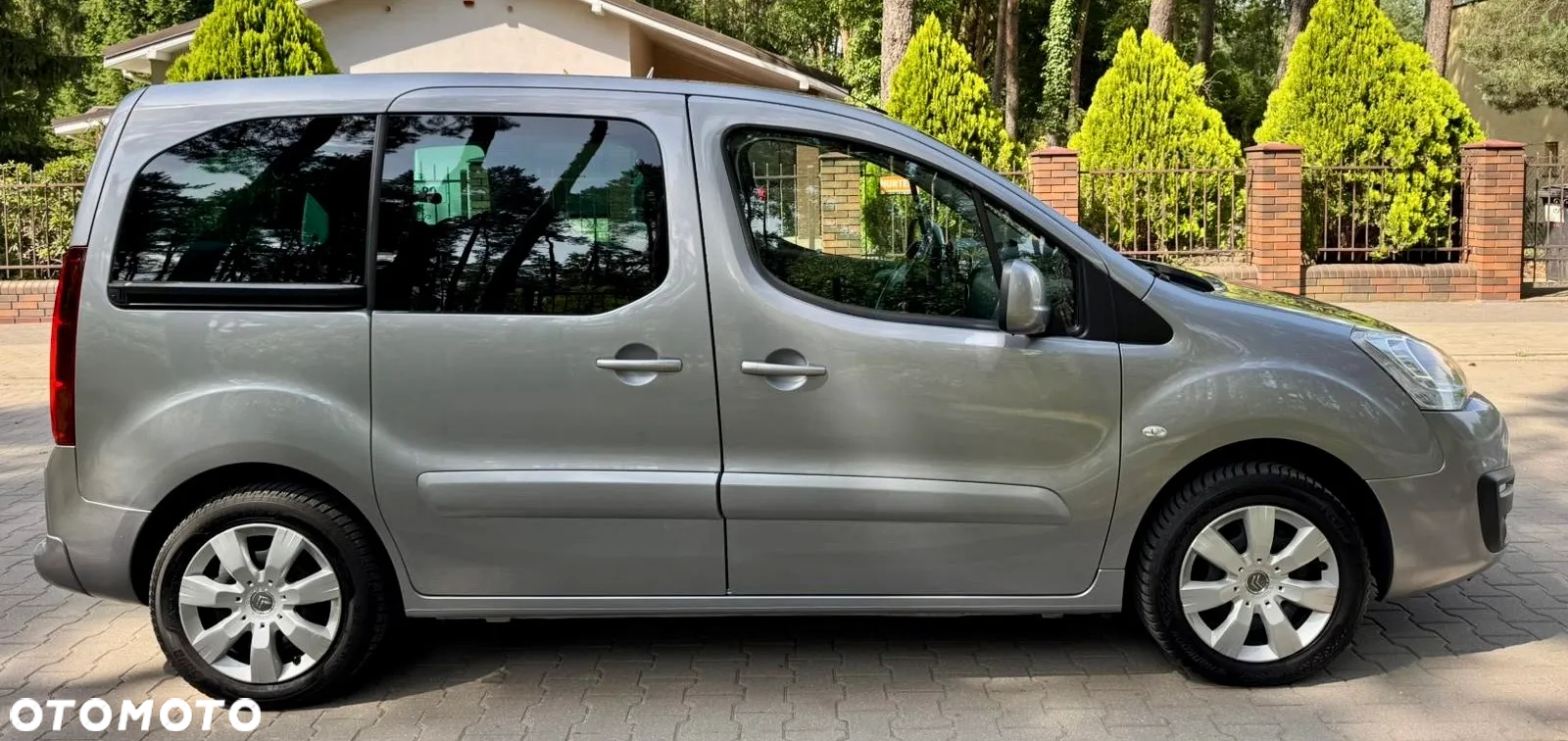 Citroën Berlingo Multispace BlueHDi 100 SELECTION - 10