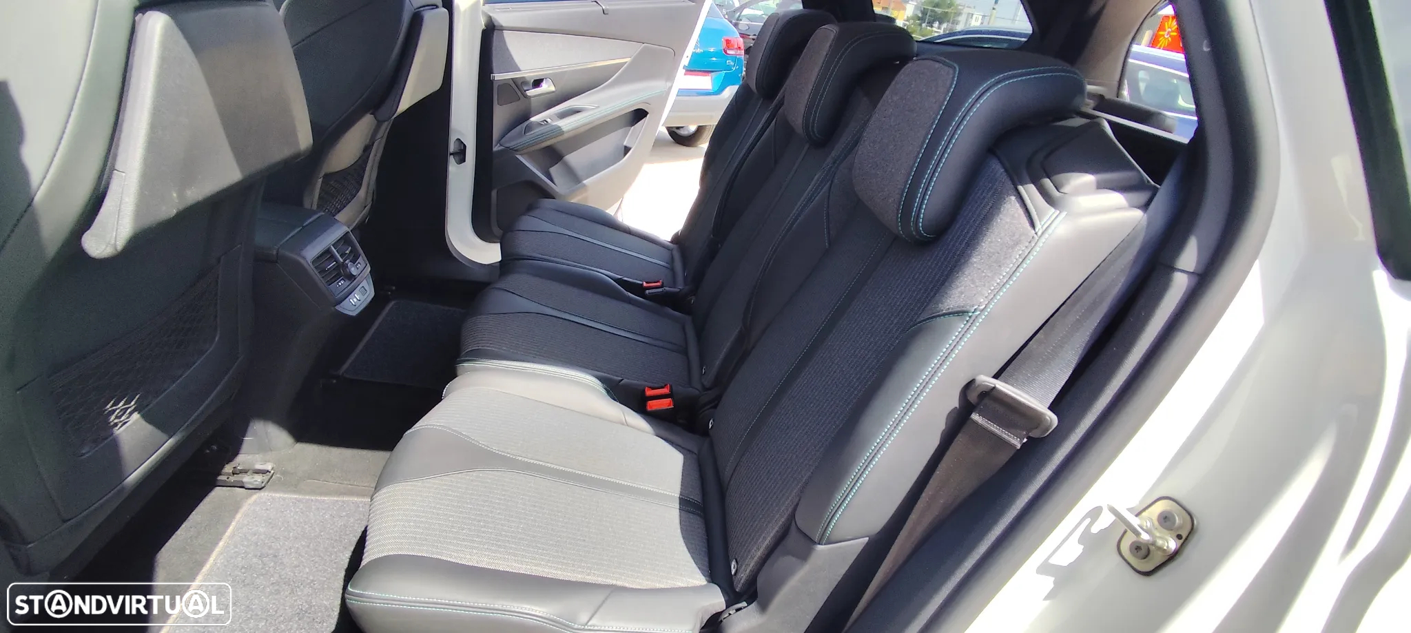 Peugeot 5008 - 21