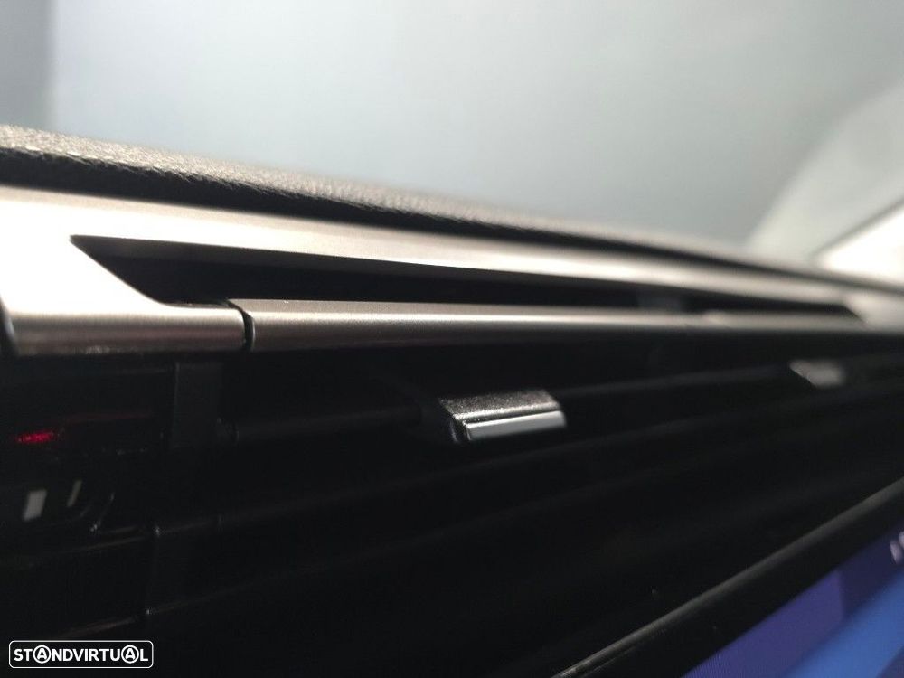 Peugeot 308 SW BlueHDi 130 EAT8 Allure - 38