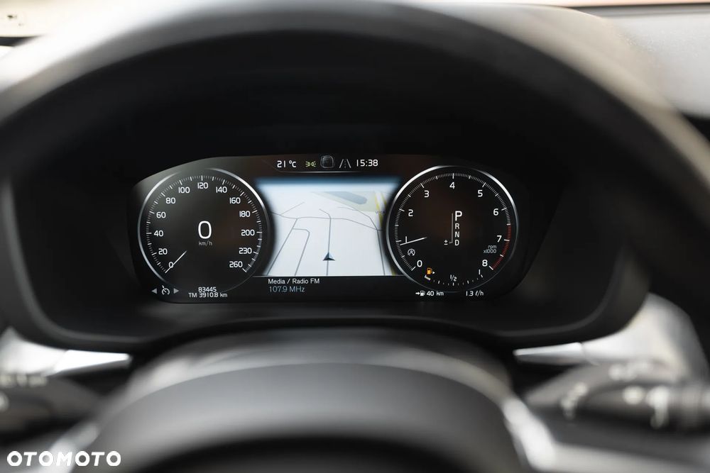 Volvo XC 60 T6 AWD Geartronic Momentum - 19