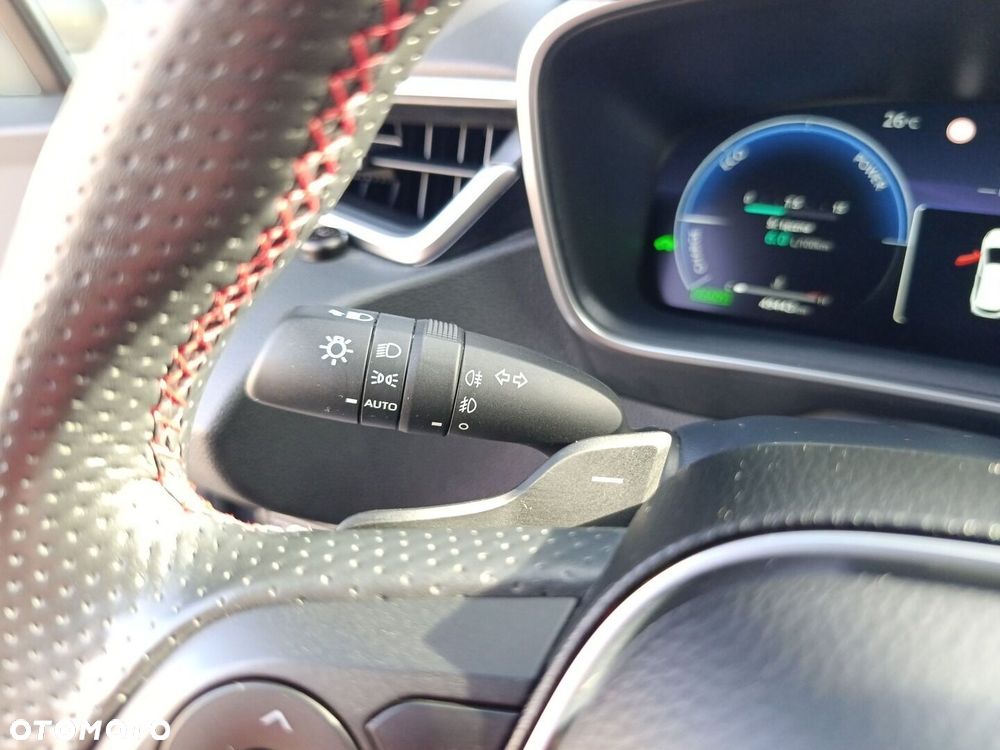 Toyota Corolla 2.0 Hybrid GR Sport Dynamic - 27
