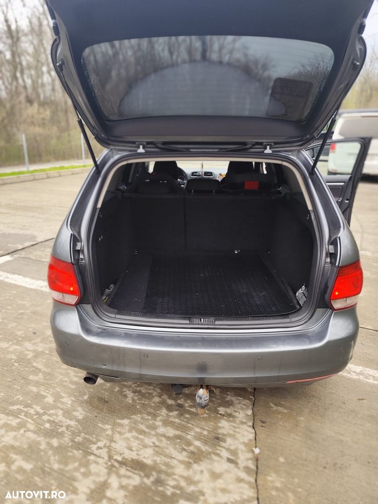 Volkswagen Golf 1.6 TDI DPF Trendline - 10