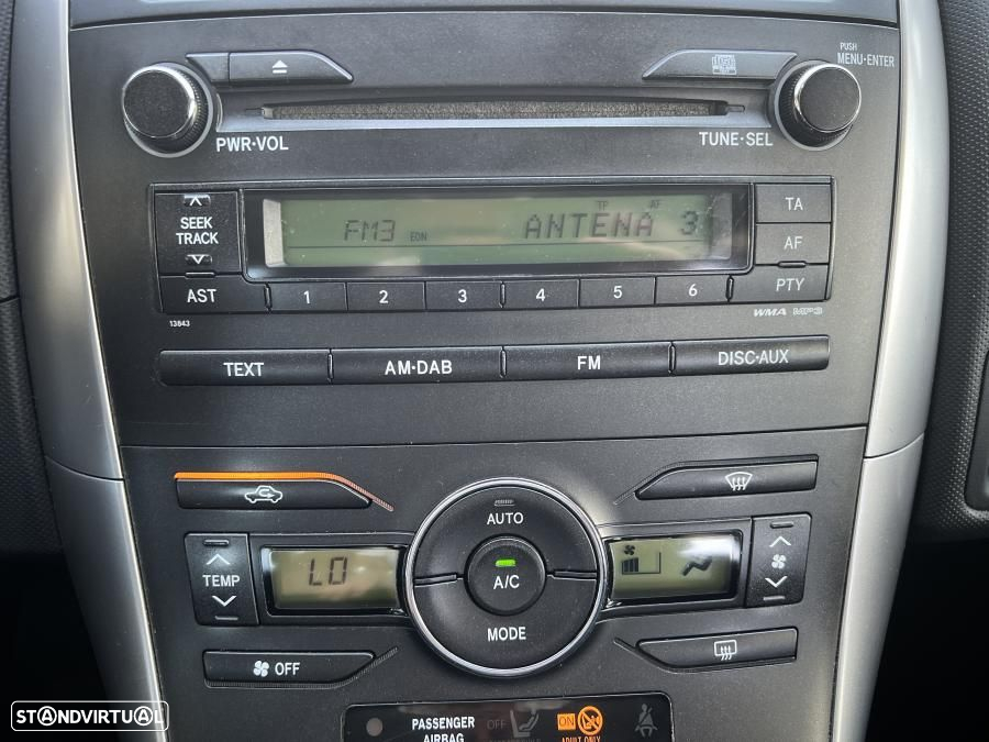 Toyota Auris 1.8 HSD - 27