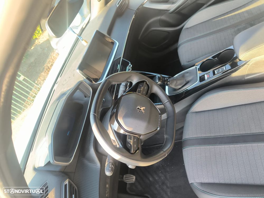 Peugeot 2008 PureTech 130 Allure Pack - 10