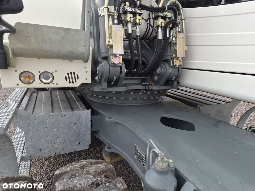 Liebherr A920 - 6