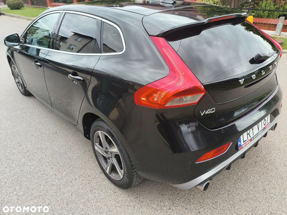Volvo V40 D4 Drive-E R-Design Summum - 22