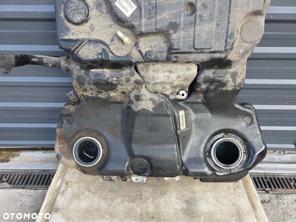 BAK ZBIORNIK PALIWA AUDI A6 C6 4F0201021DF QUATTRO DIESEL - 2