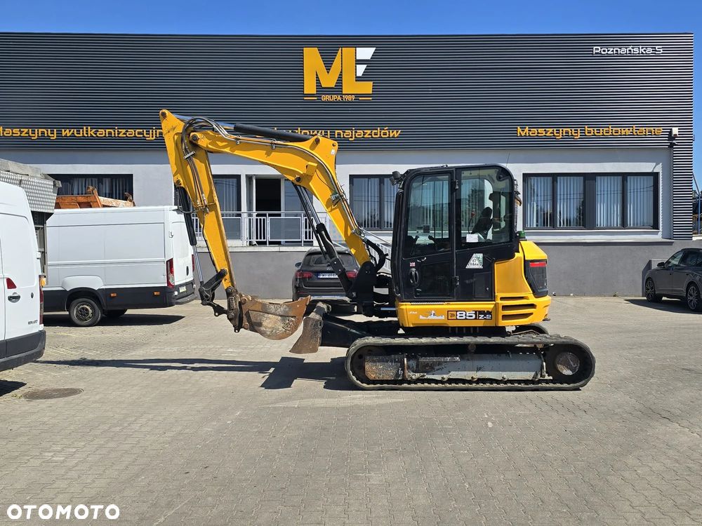 JCB 85Z-2 - 1