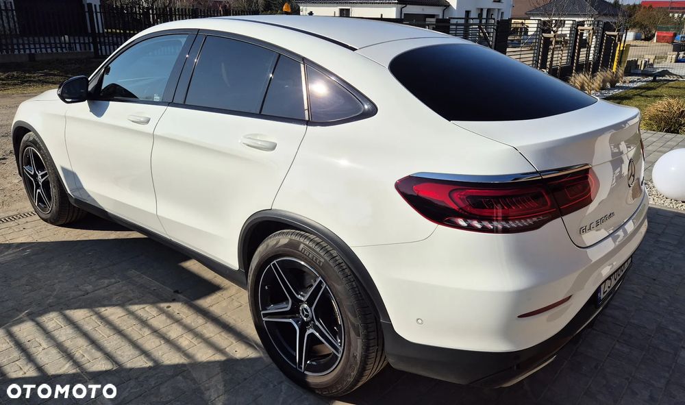 Mercedes-Benz GLC 300 de 4-Matic Business Edition - 8