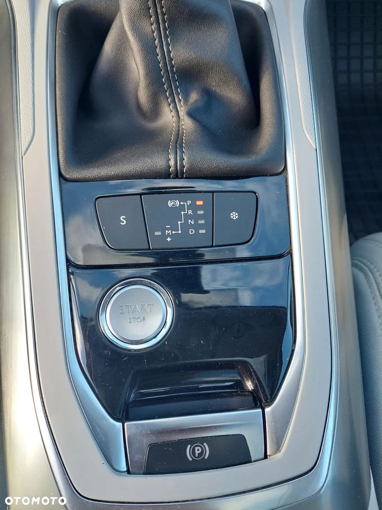 Peugeot 308 BlueHDi FAP 150 EAT6 Stop&Start GT-Line Edition - 13