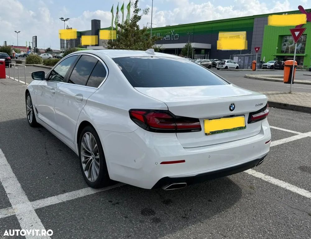BMW Seria 5 530i Aut. Sport Line - 14