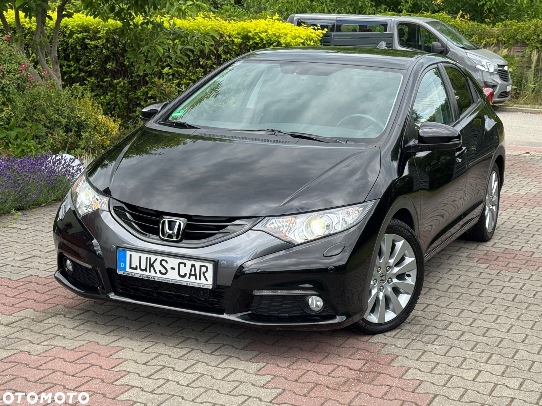 Honda Civic 1.8 i-VTEC Elegance - 1