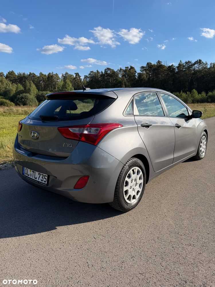 Hyundai i30 1.4 CRDi Advantage - 4