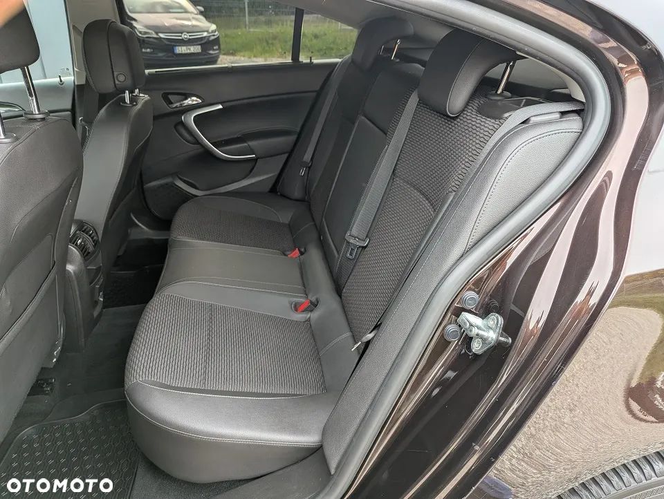 Opel Insignia 2.0 CDTI Edition - 24