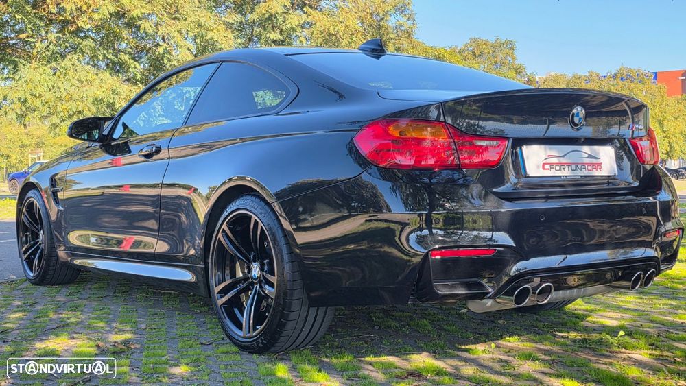 BMW M4 Auto - 7
