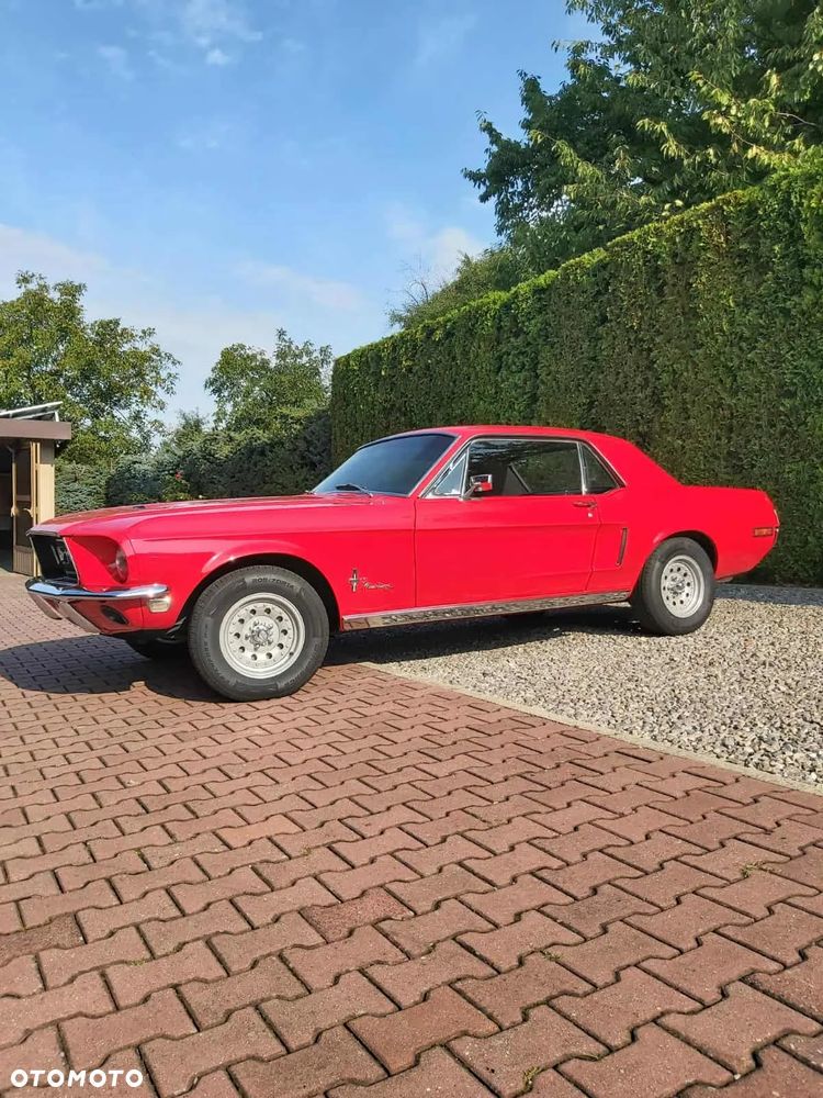 Ford Mustang - 10