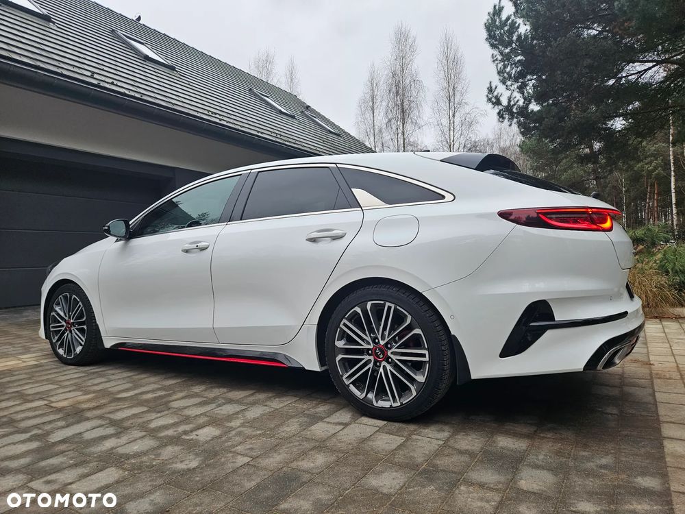 Kia ProCeed 1.6 T-GDI GT DCT - 18