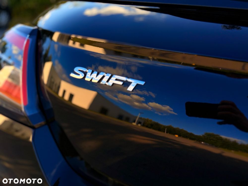 Suzuki Swift 1.2 Dualjet Hybrid Comfort - 17