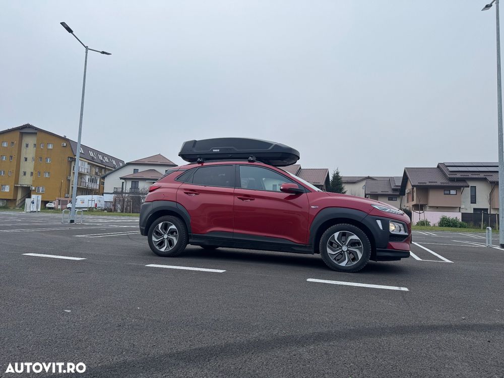 Hyundai KONA - 12