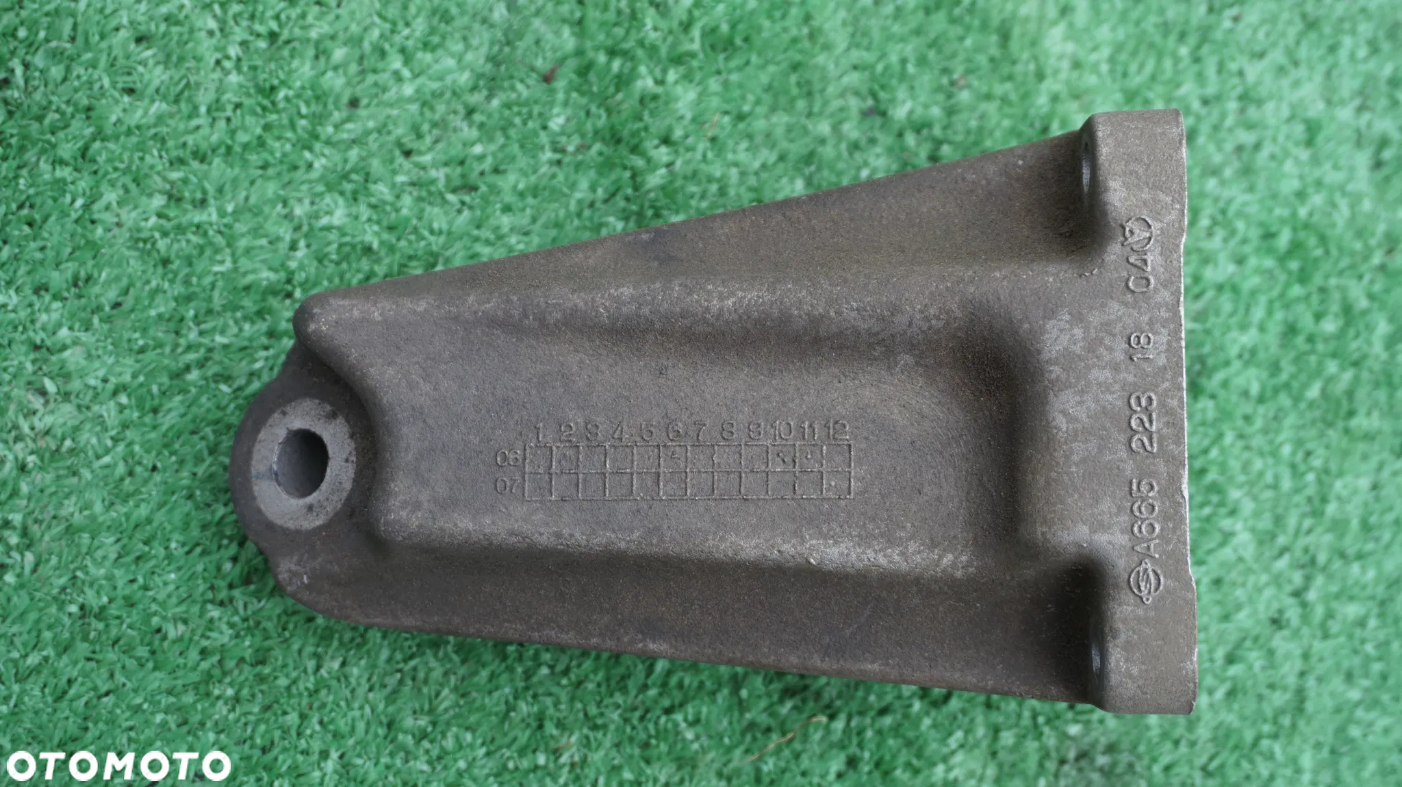 Ssangyong Actyon, Korando Kyron 2.0 XDI D20DT lapa wspornik A6652231804 - 3