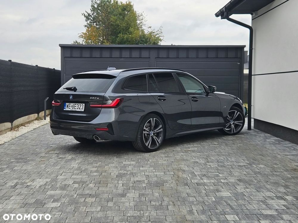 BMW Seria 3 - 21