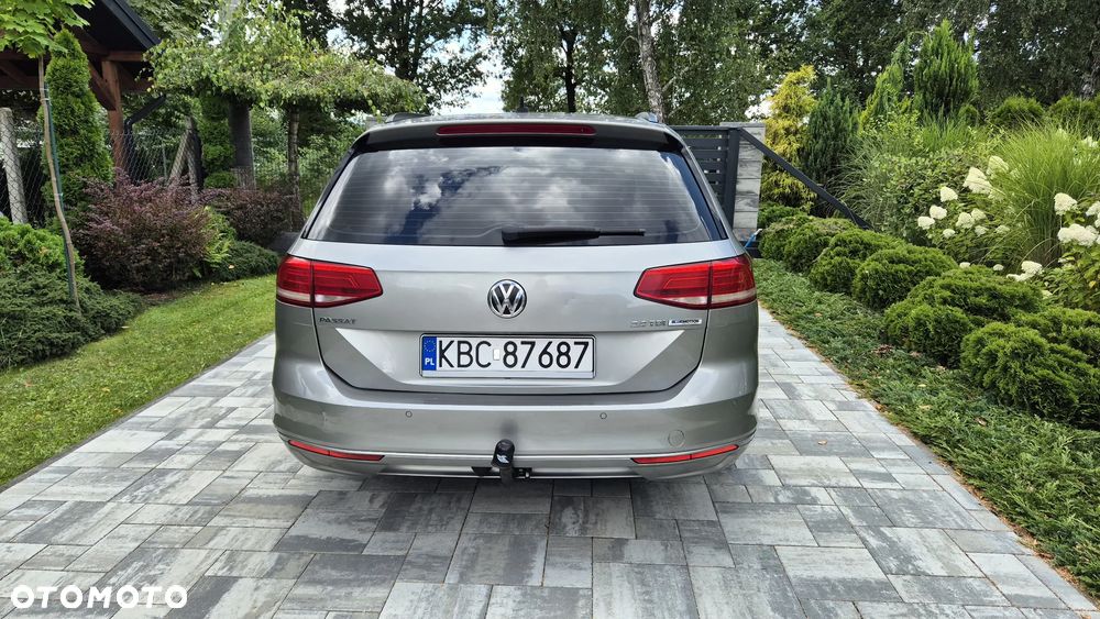 Volkswagen Passat 2.0 TDI (BlueMotion Technology) Comfortline - 3